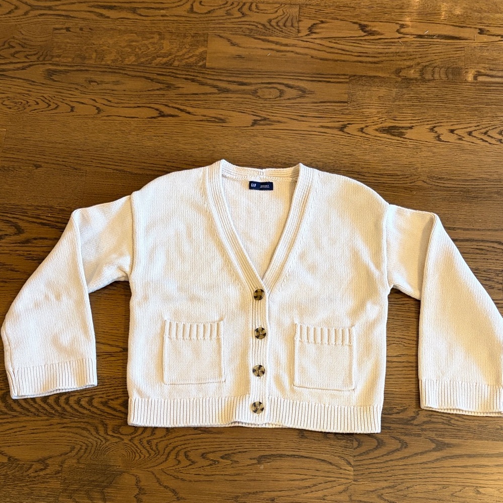 GAP Women’s Cream Knit Cardigan Sweater